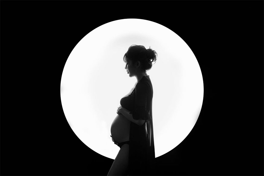 Black and white pregnancy photography concept 