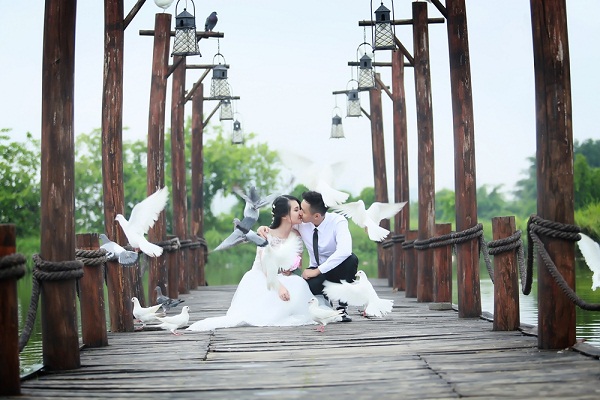 Wedding photo design with photoshop in Phu Quoc with Sadesign: eye-catching photos, great prices