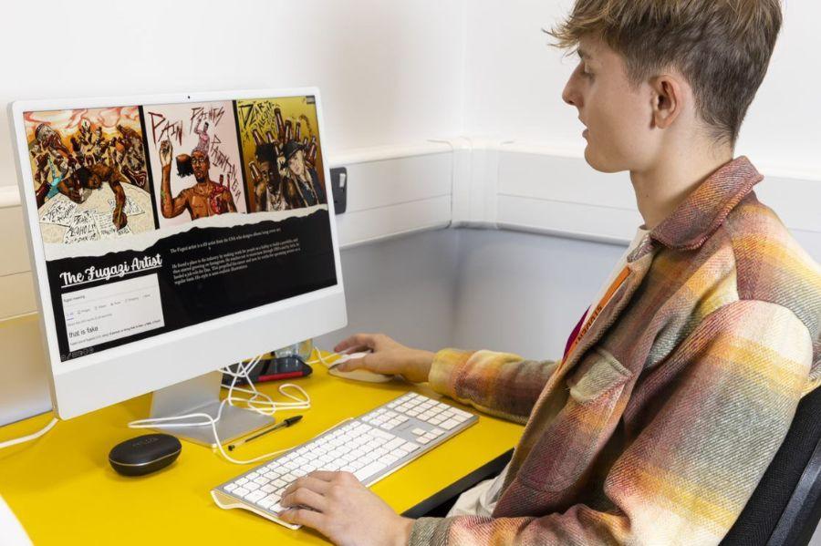 Study graphic design: Career opportunities and future development