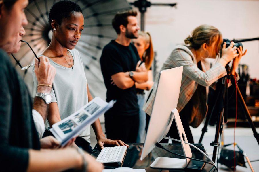 Explore the role of Art Director and the difference with Creative Director